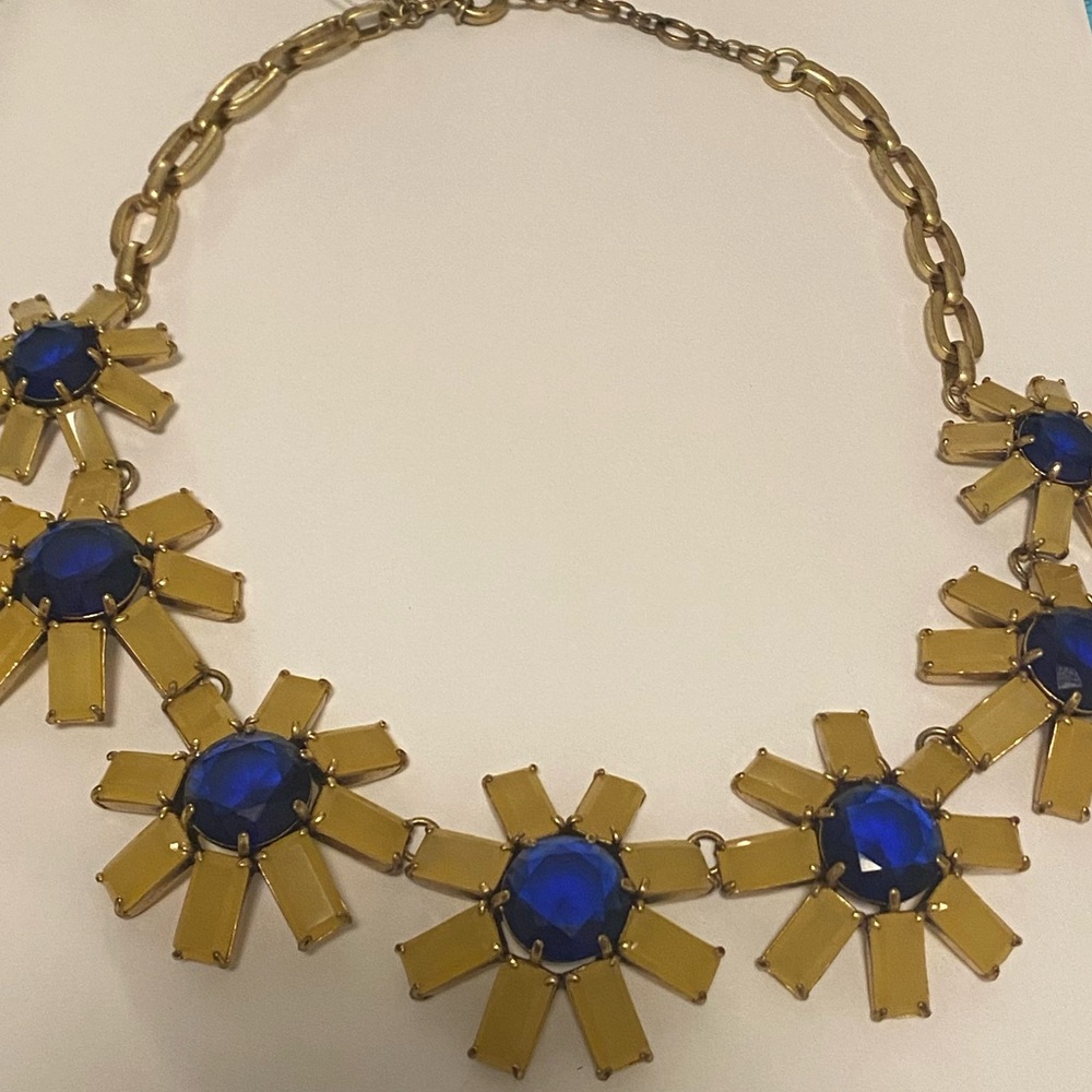NWOT J. Crew Vintage Inspored Flower Statement Necklace